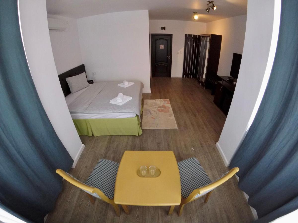 Cochet Accommodation Piatra Neamţ Eksteriør billede